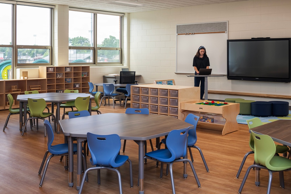 FC-LESTER-CRAWL-053B