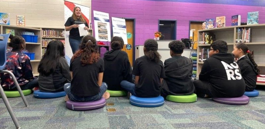 classroom-furniture